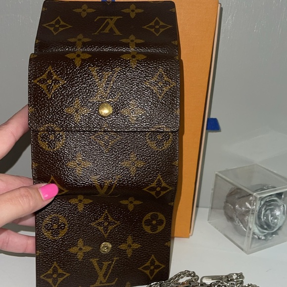 Louis Vuitton monogram Elise bifold crossbody wallet 🔥 - Picture 11 of 13